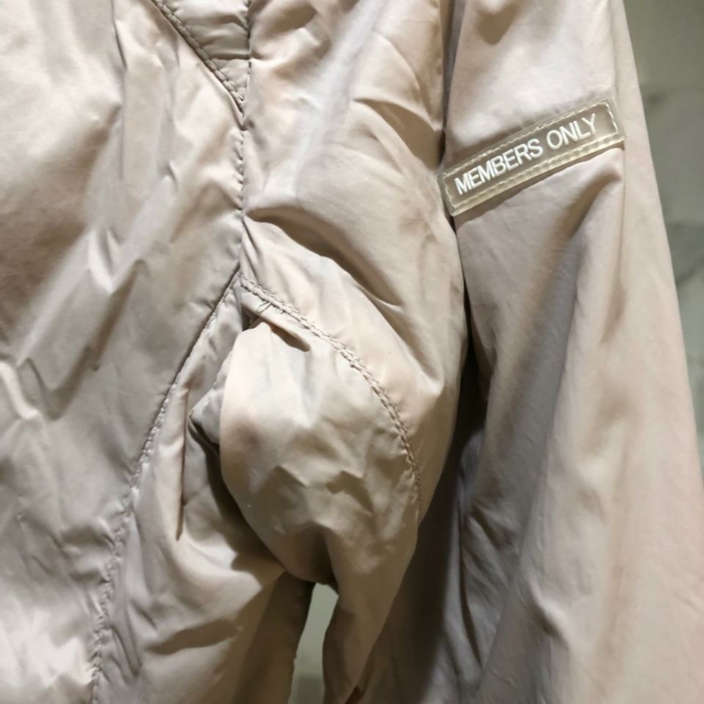 Jacket - Picture 4 of 4